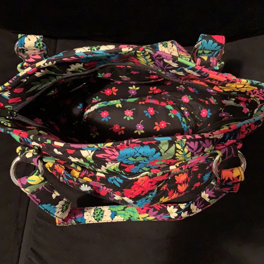 Handbag - Picture 2 of 6